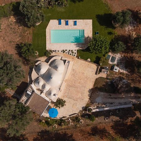 Trullo Tarantini Con Piscina Privata Lägenhet Latiano Exteriör bild